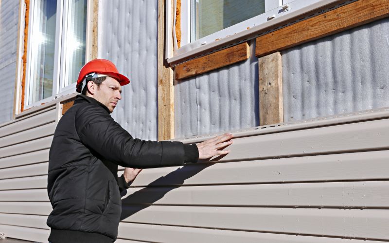 Professional Vinyl Siding Repair - Image 2
